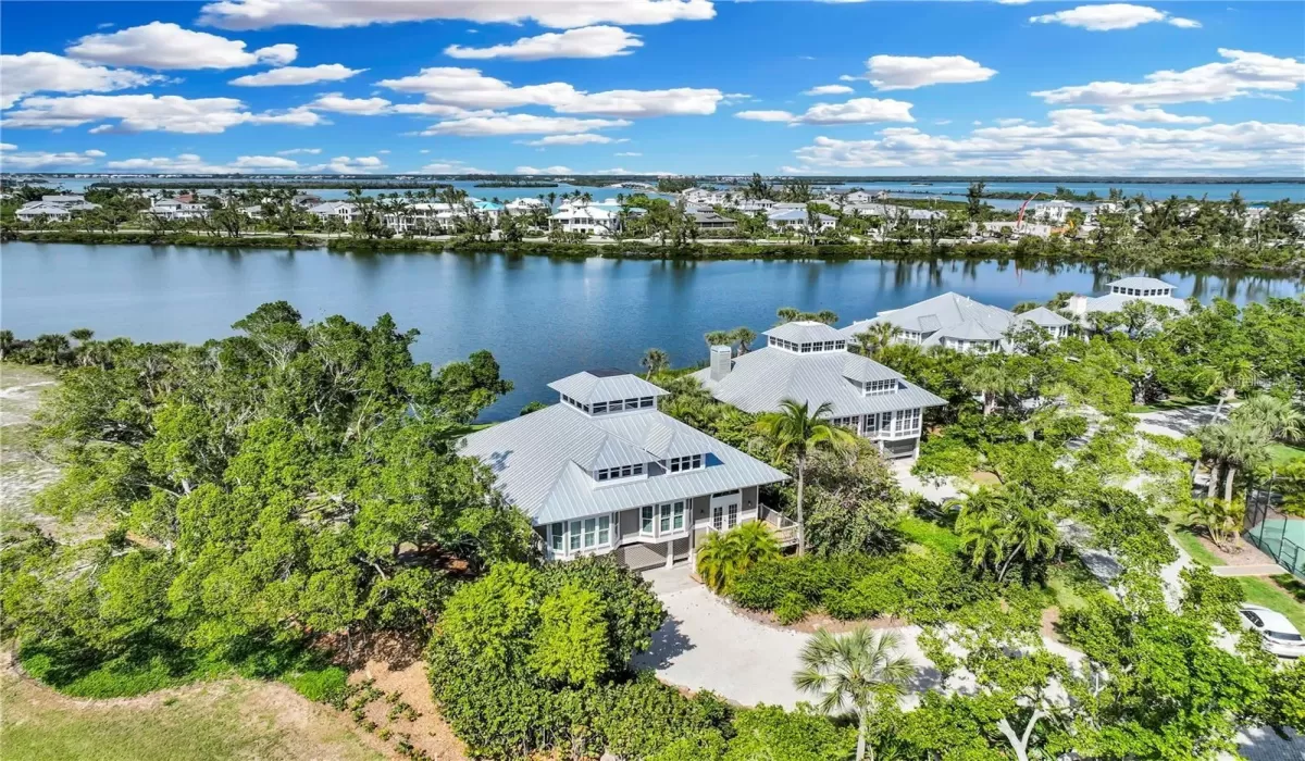 3 Bedrooms Bedrooms, 0 ,3 BathroomsBathrooms,Residential,For Sale,0,D6141118