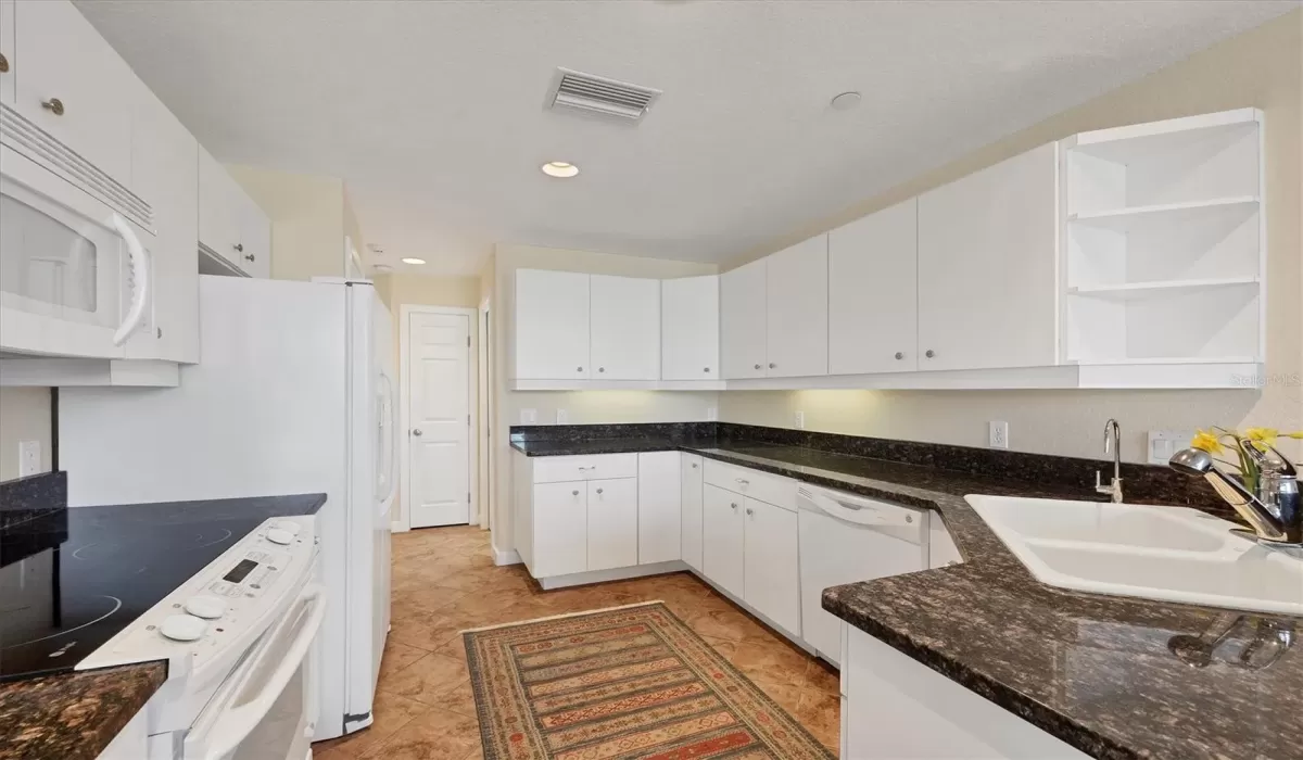 3 Bedrooms Bedrooms, 0 ,3 BathroomsBathrooms,Residential,For Sale,0,D6141496