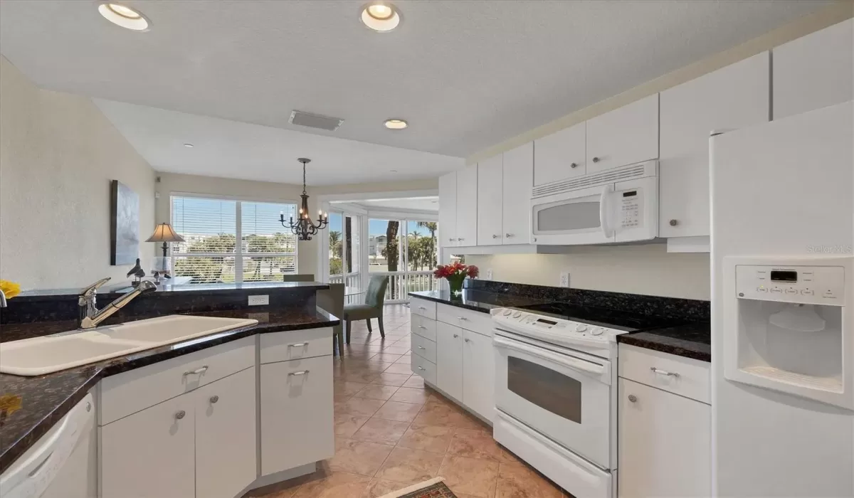 3 Bedrooms Bedrooms, 0 ,3 BathroomsBathrooms,Residential,For Sale,0,D6141496