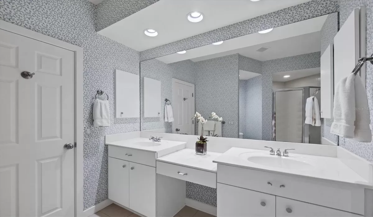 3 Bedrooms Bedrooms, 0 ,3 BathroomsBathrooms,Residential,For Sale,0,D6141496