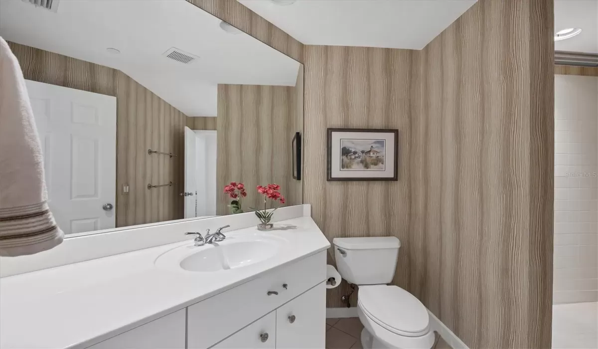 3 Bedrooms Bedrooms, 0 ,3 BathroomsBathrooms,Residential,For Sale,0,D6141496