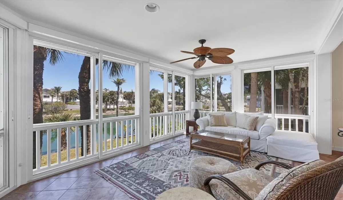 3 Bedrooms Bedrooms, 0 ,3 BathroomsBathrooms,Residential,For Sale,0,D6141496