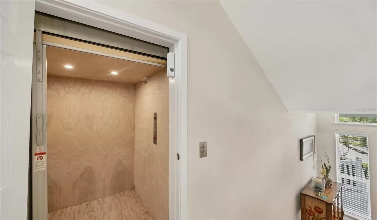3 Bedrooms Bedrooms, 0 ,3 BathroomsBathrooms,Residential,For Sale,0,D6141496