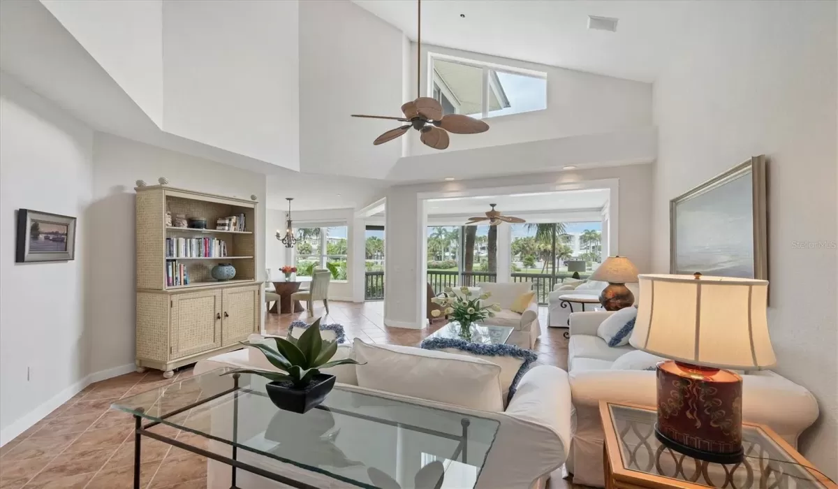 3 Bedrooms Bedrooms, 0 ,3 BathroomsBathrooms,Residential,For Sale,0,D6141496