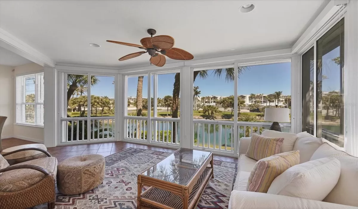 3 Bedrooms Bedrooms, 0 ,3 BathroomsBathrooms,Residential,For Sale,0,D6141496