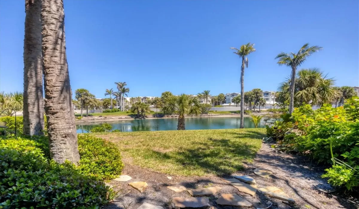 3 Bedrooms Bedrooms, 0 ,3 BathroomsBathrooms,Residential,For Sale,0,D6141496