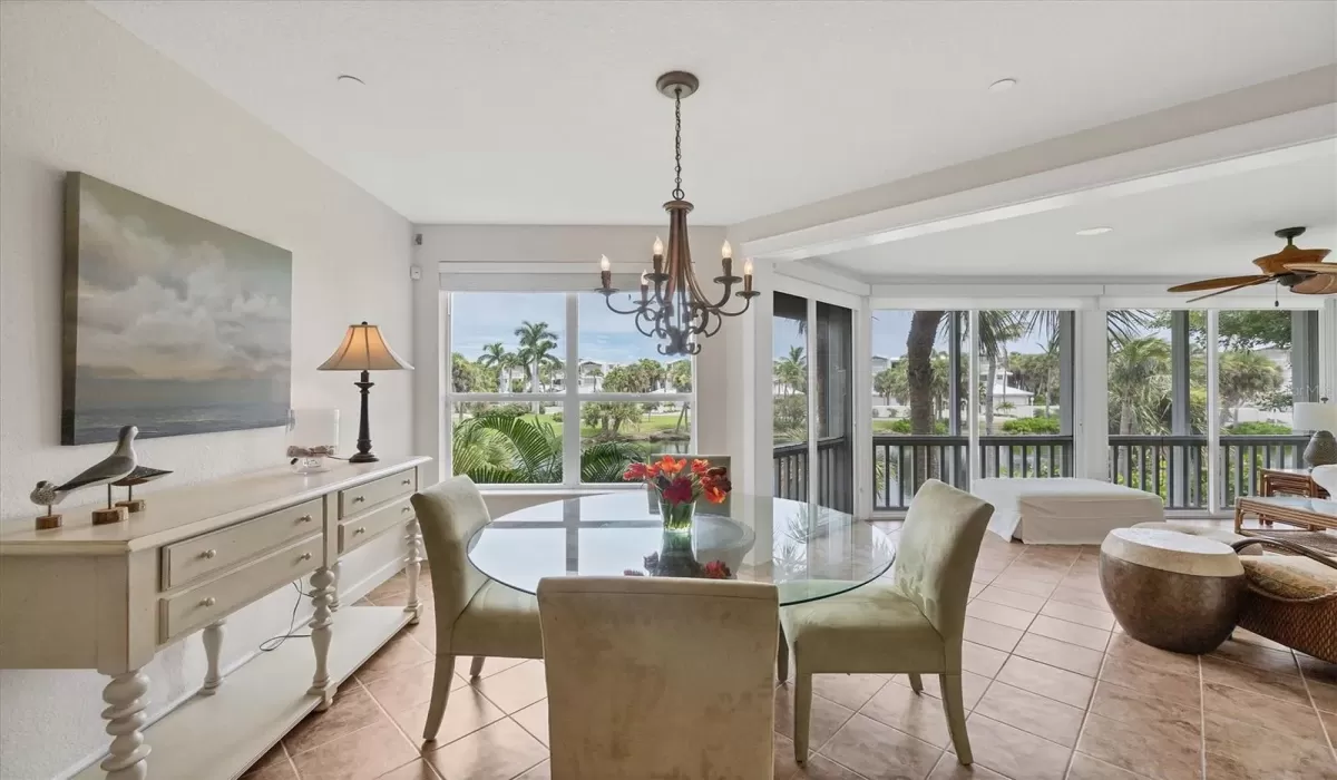 3 Bedrooms Bedrooms, 0 ,3 BathroomsBathrooms,Residential,For Sale,0,D6141496