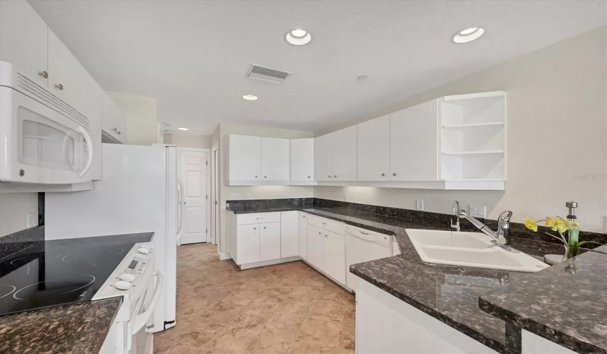 3 Bedrooms Bedrooms, 0 ,3 BathroomsBathrooms,Residential,For Sale,0,D6141496