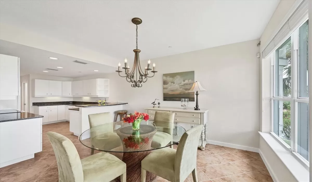 3 Bedrooms Bedrooms, 0 ,3 BathroomsBathrooms,Residential,For Sale,0,D6141496
