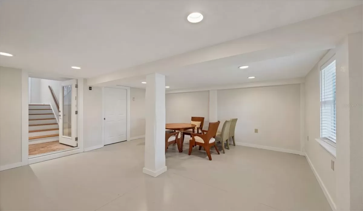 3 Bedrooms Bedrooms, 0 ,3 BathroomsBathrooms,Residential,For Sale,0,D6141496