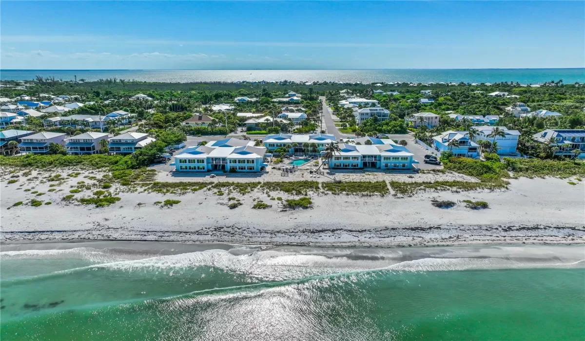 2 Bedrooms Bedrooms, 0 ,2 BathroomsBathrooms,Residential,For Sale,0,D6141764