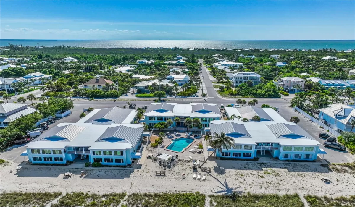 2 Bedrooms Bedrooms, 0 ,2 BathroomsBathrooms,Residential,For Sale,0,D6141764