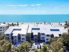 3 Bedrooms Bedrooms, 0 ,3 BathroomsBathrooms,Residential,For Sale,0,D6141405