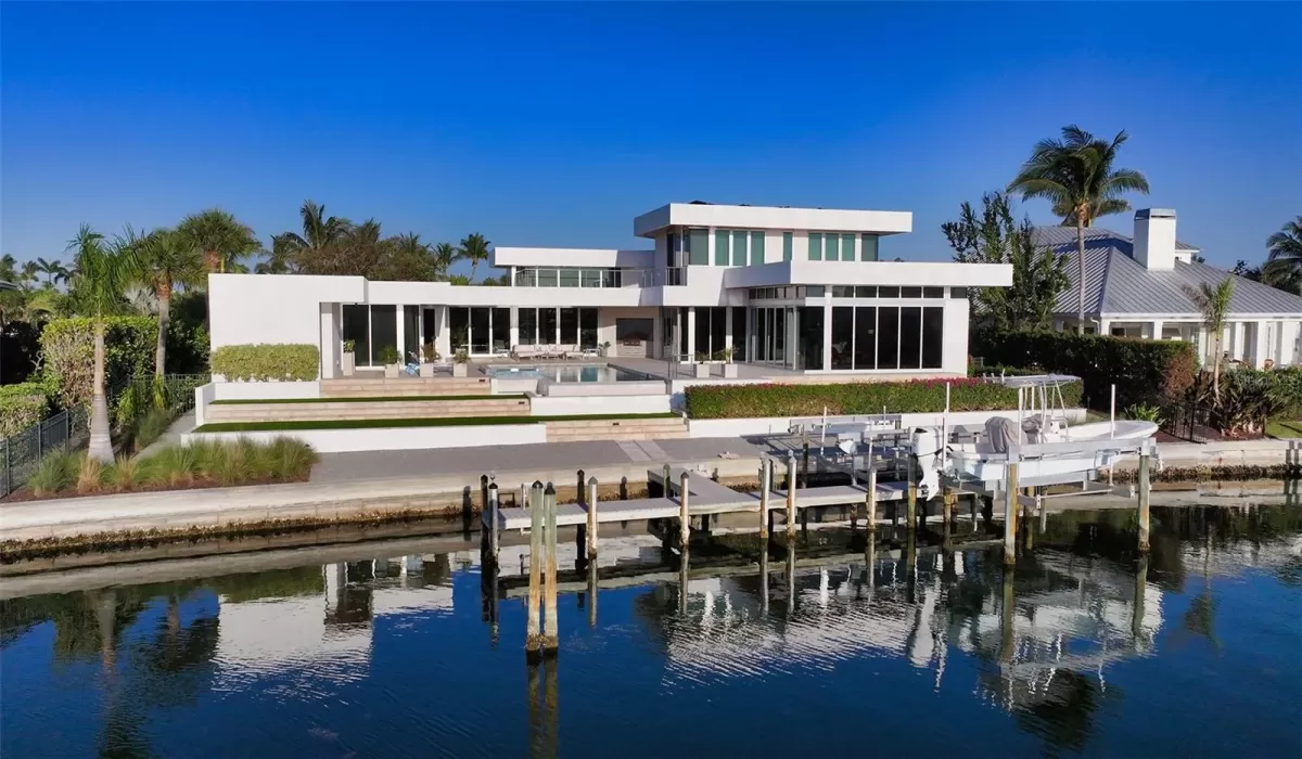 4 Bedrooms Bedrooms, 0 ,3 BathroomsBathrooms,Residential,Sold,0,TB8381450