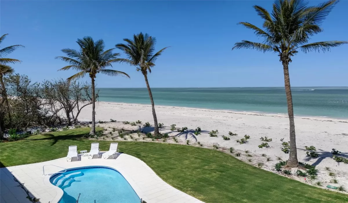 5 Bedrooms Bedrooms, 0 ,6 BathroomsBathrooms,Residential,For Sale,0,D6142460