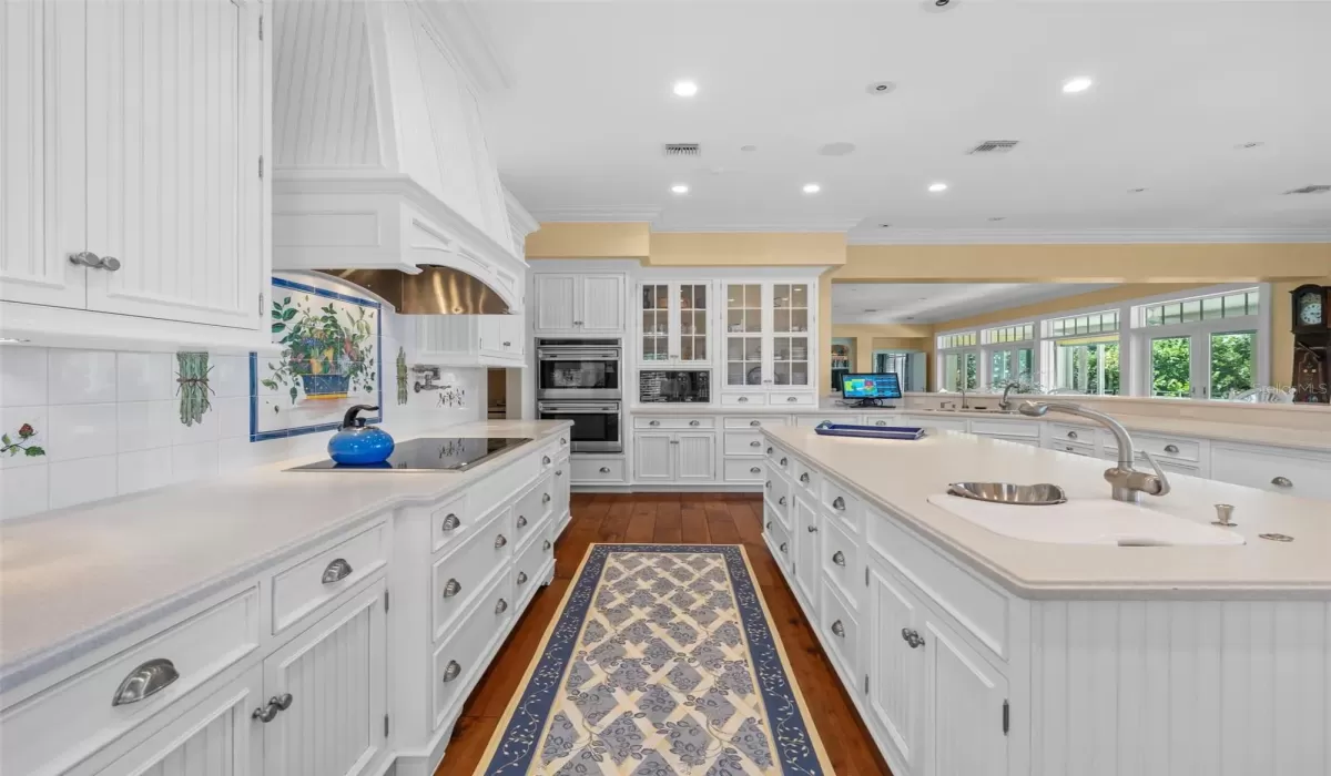 5 Bedrooms Bedrooms, 0 ,6 BathroomsBathrooms,Residential,For Sale,0,D6142460