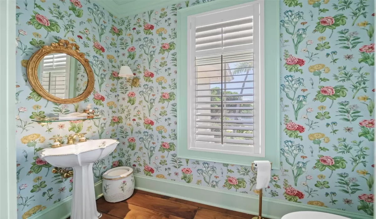Powder room