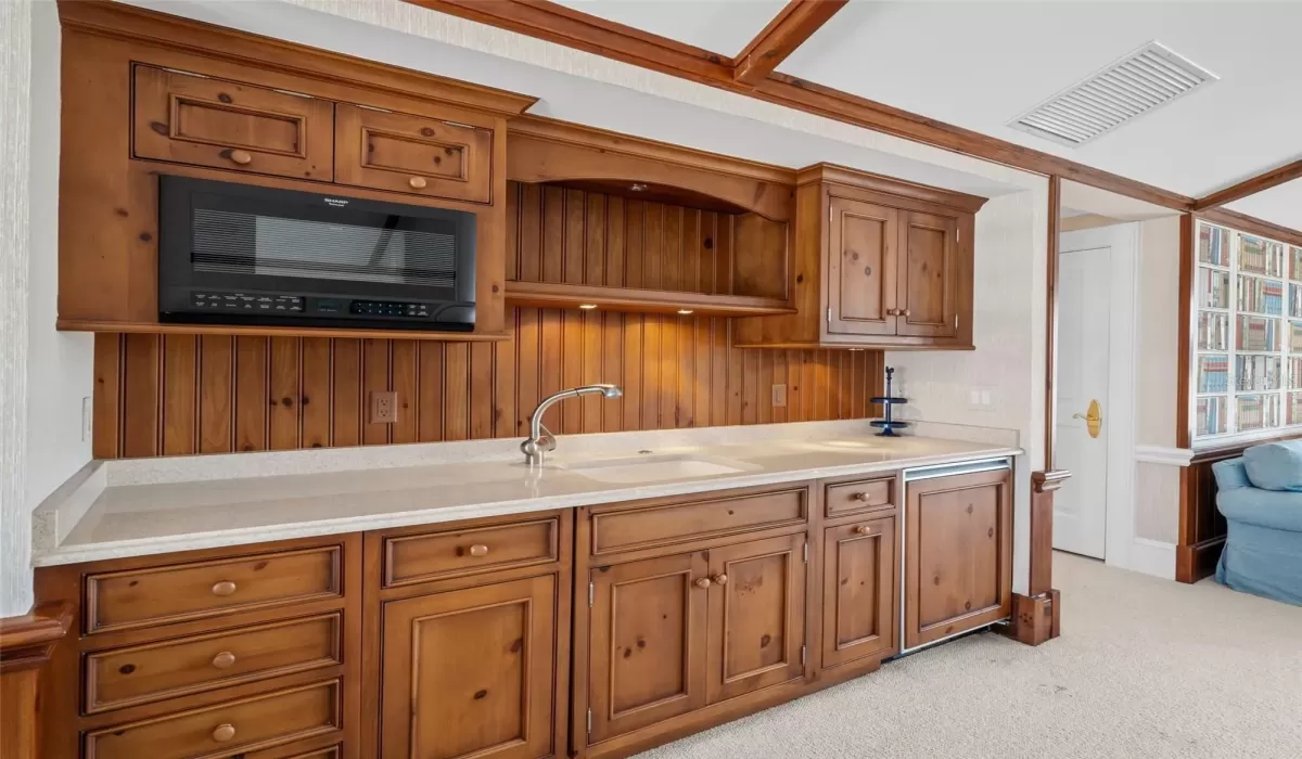 3rd floor family room beverage center
