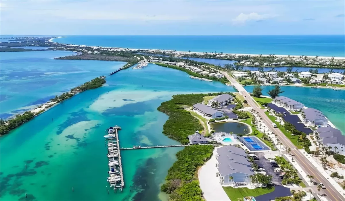 0 , 0 ,0,Residential,For Sale,0,D6143183