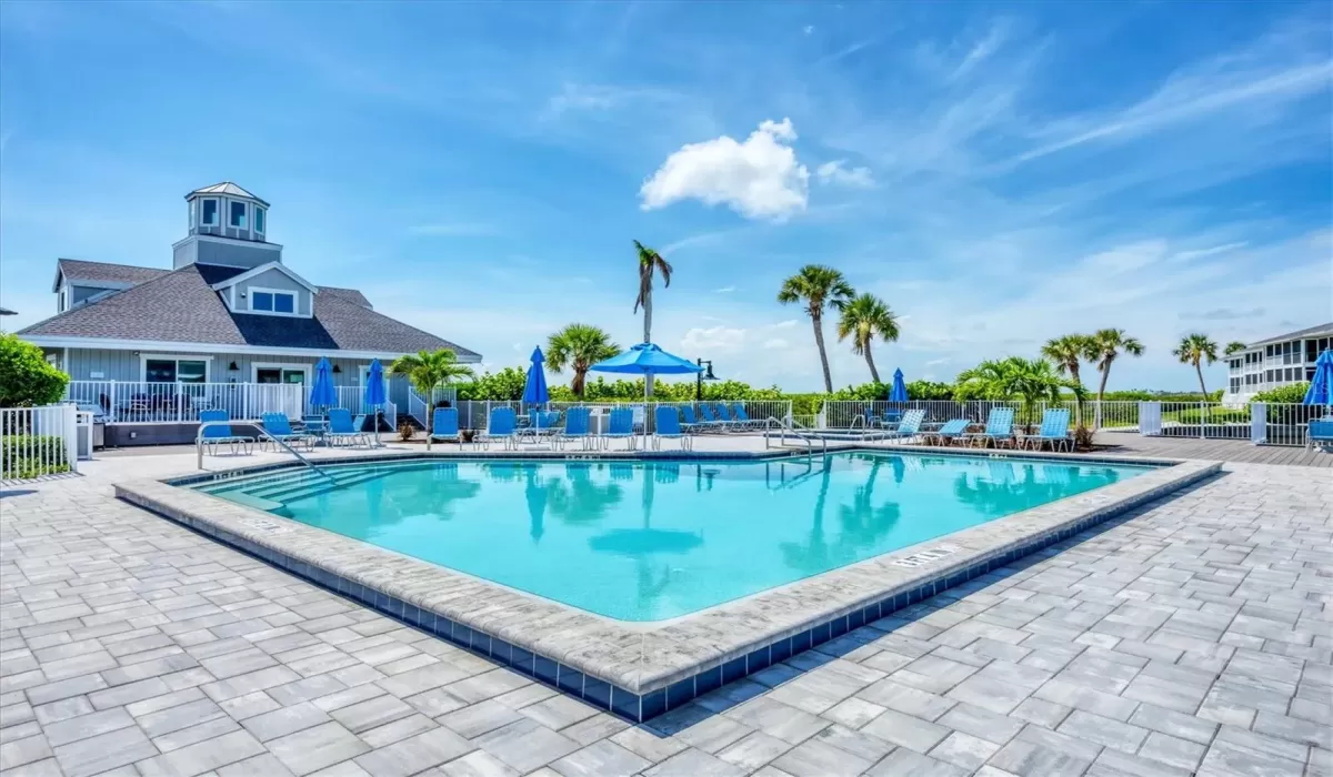 2 Bedrooms Bedrooms, 0 ,2 BathroomsBathrooms,Residential Lease,For Sale,0,D6143437