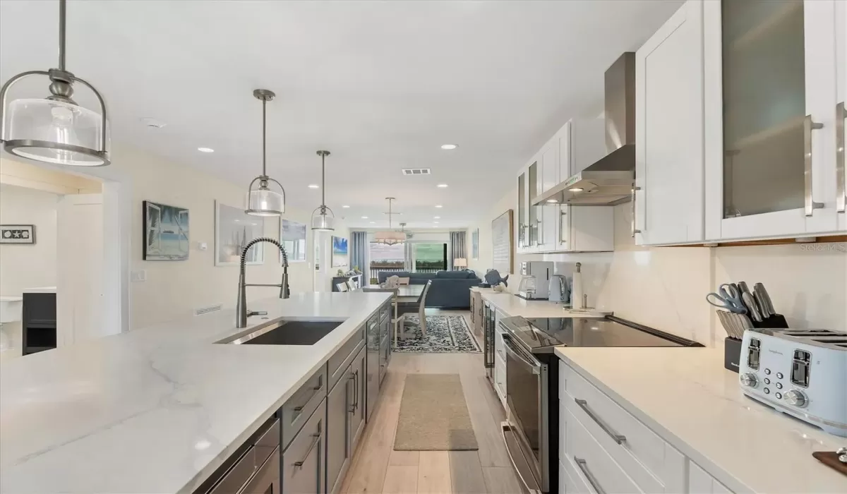 2 Bedrooms Bedrooms, 0 ,2 BathroomsBathrooms,Residential Lease,For Sale,0,D6143437