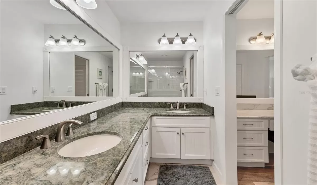 2 Bedrooms Bedrooms, 0 ,2 BathroomsBathrooms,Residential,For Sale,0,D6143411