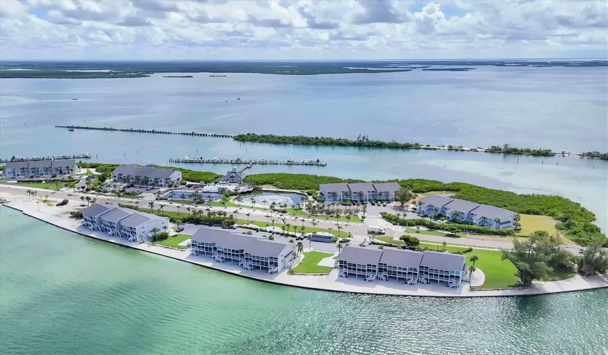 2 Bedrooms Bedrooms, 0 ,2 BathroomsBathrooms,Residential,For Sale,0,D6143411