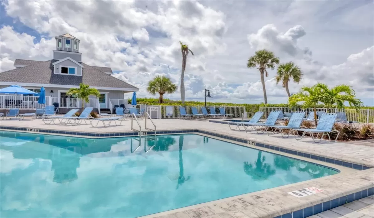 2 Bedrooms Bedrooms, 0 ,2 BathroomsBathrooms,Residential,For Sale,0,D6143411