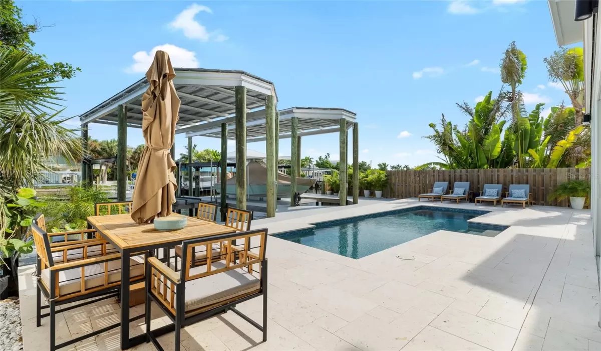 4 Bedrooms Bedrooms, 0 ,3 BathroomsBathrooms,Residential,For Sale,0,TB8414309