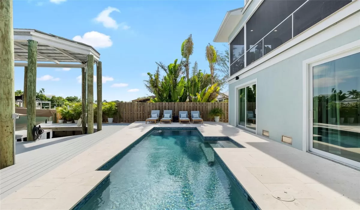 4 Bedrooms Bedrooms, 0 ,3 BathroomsBathrooms,Residential,For Sale,0,TB8414309