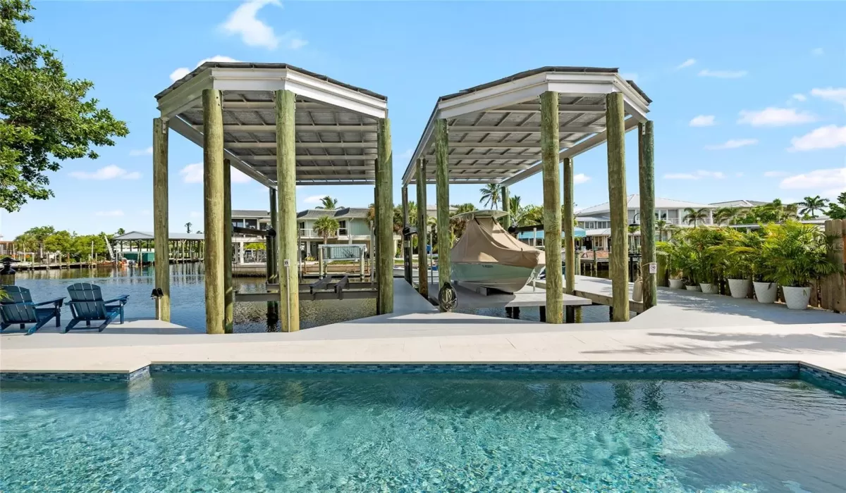 4 Bedrooms Bedrooms, 0 ,3 BathroomsBathrooms,Residential,For Sale,0,TB8414309
