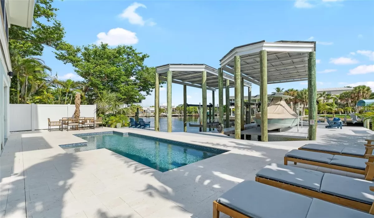 4 Bedrooms Bedrooms, 0 ,3 BathroomsBathrooms,Residential,For Sale,0,TB8414309