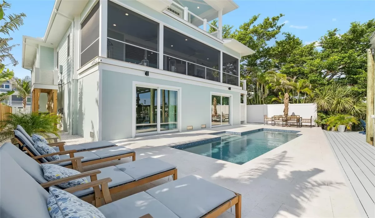 4 Bedrooms Bedrooms, 0 ,3 BathroomsBathrooms,Residential,For Sale,0,TB8414309