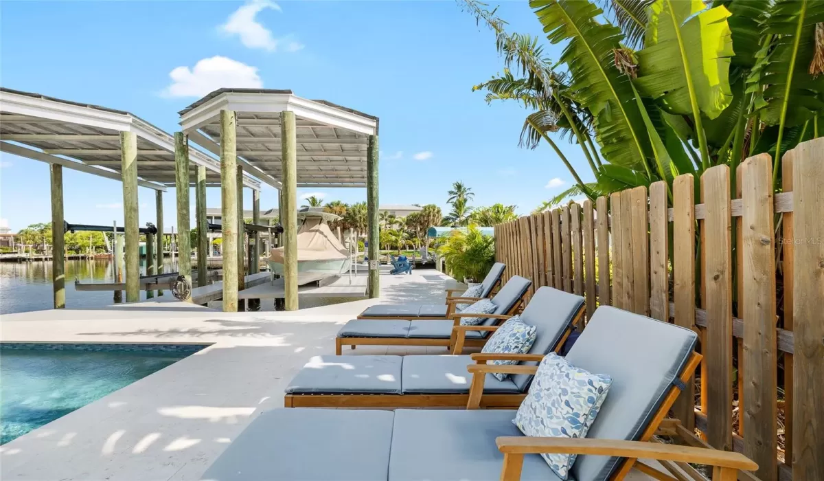 4 Bedrooms Bedrooms, 0 ,3 BathroomsBathrooms,Residential,For Sale,0,TB8414309