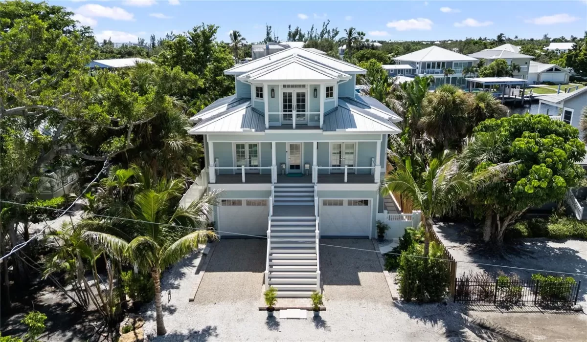 4 Bedrooms Bedrooms, 0 ,3 BathroomsBathrooms,Residential,For Sale,0,TB8414309