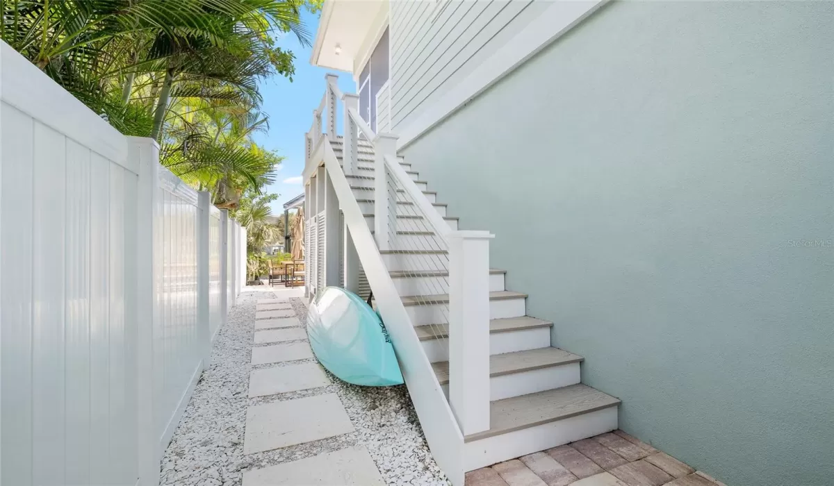 4 Bedrooms Bedrooms, 0 ,3 BathroomsBathrooms,Residential,For Sale,0,TB8414309