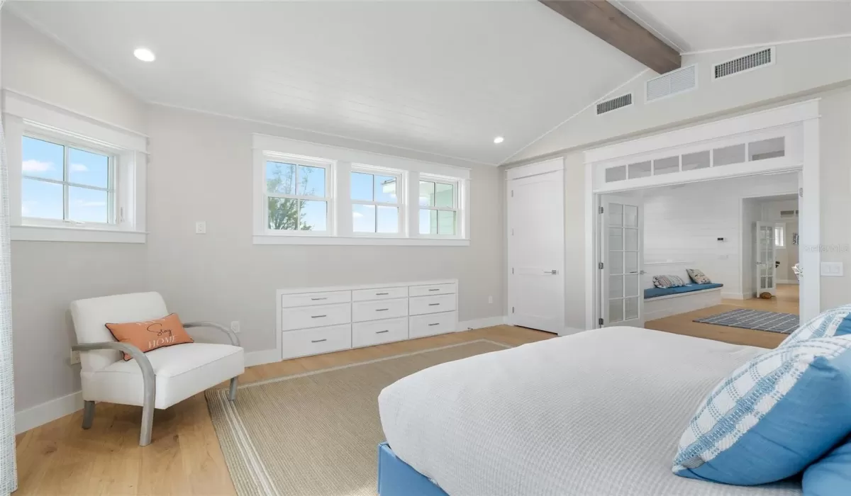 4 Bedrooms Bedrooms, 0 ,3 BathroomsBathrooms,Residential,For Sale,0,TB8414309