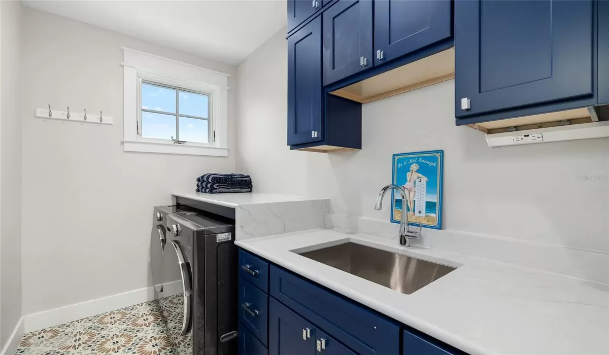 4 Bedrooms Bedrooms, 0 ,3 BathroomsBathrooms,Residential,For Sale,0,TB8414309
