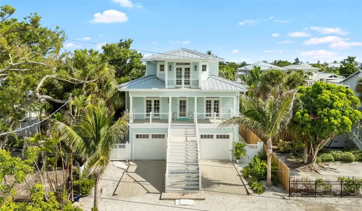 4 Bedrooms Bedrooms, 0 ,3 BathroomsBathrooms,Residential,For Sale,0,TB8414309