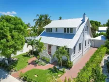 4 Bedrooms Bedrooms, 0 ,3 BathroomsBathrooms,Residential Lease,For Sale,0,D6143432