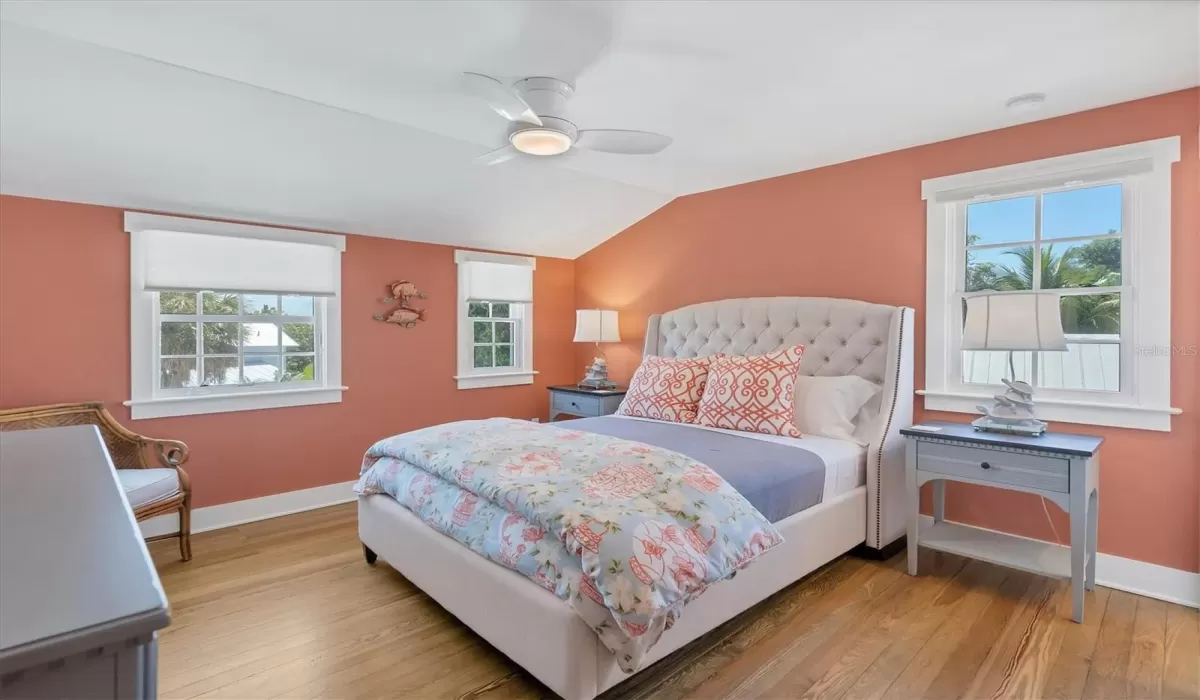 4 Bedrooms Bedrooms, 0 ,3 BathroomsBathrooms,Residential Lease,For Sale,0,D6143432
