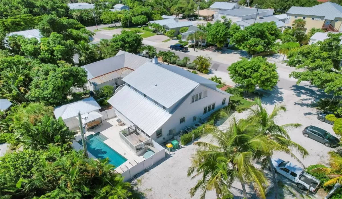 4 Bedrooms Bedrooms, 0 ,3 BathroomsBathrooms,Residential Lease,For Sale,0,D6143432
