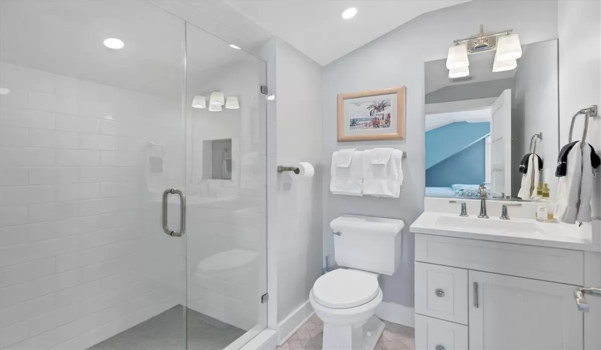 4 Bedrooms Bedrooms, 0 ,3 BathroomsBathrooms,Residential Lease,For Sale,0,D6143432