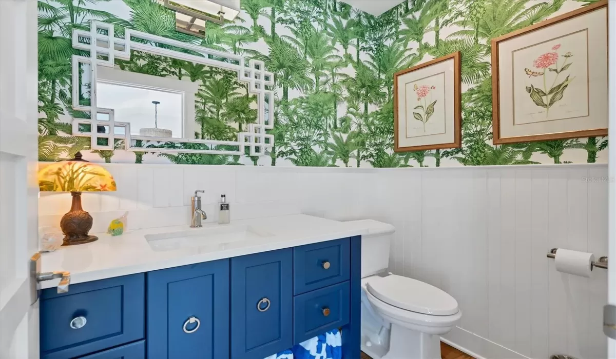 4 Bedrooms Bedrooms, 0 ,3 BathroomsBathrooms,Residential Lease,For Sale,0,D6143432