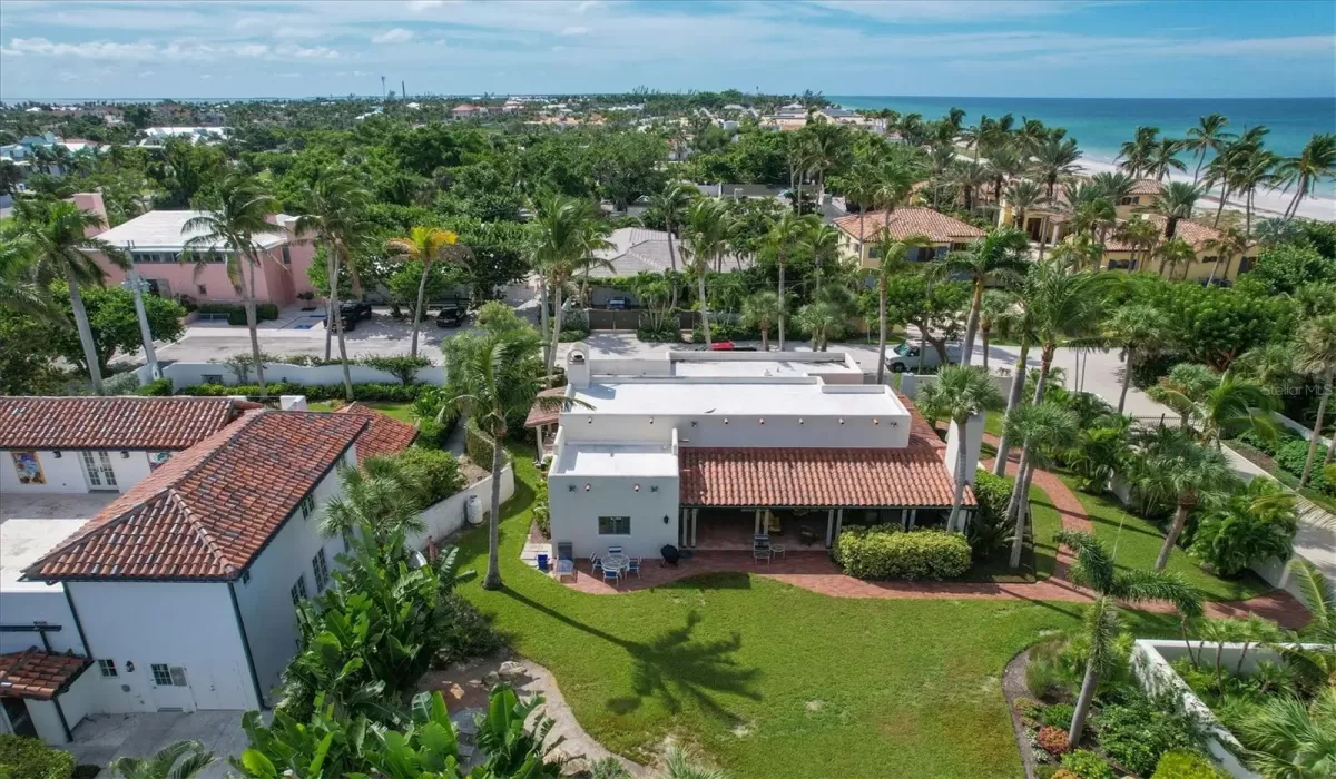 3 Bedrooms Bedrooms, 0 ,2 BathroomsBathrooms,Residential Lease,For Sale,0,D6143532
