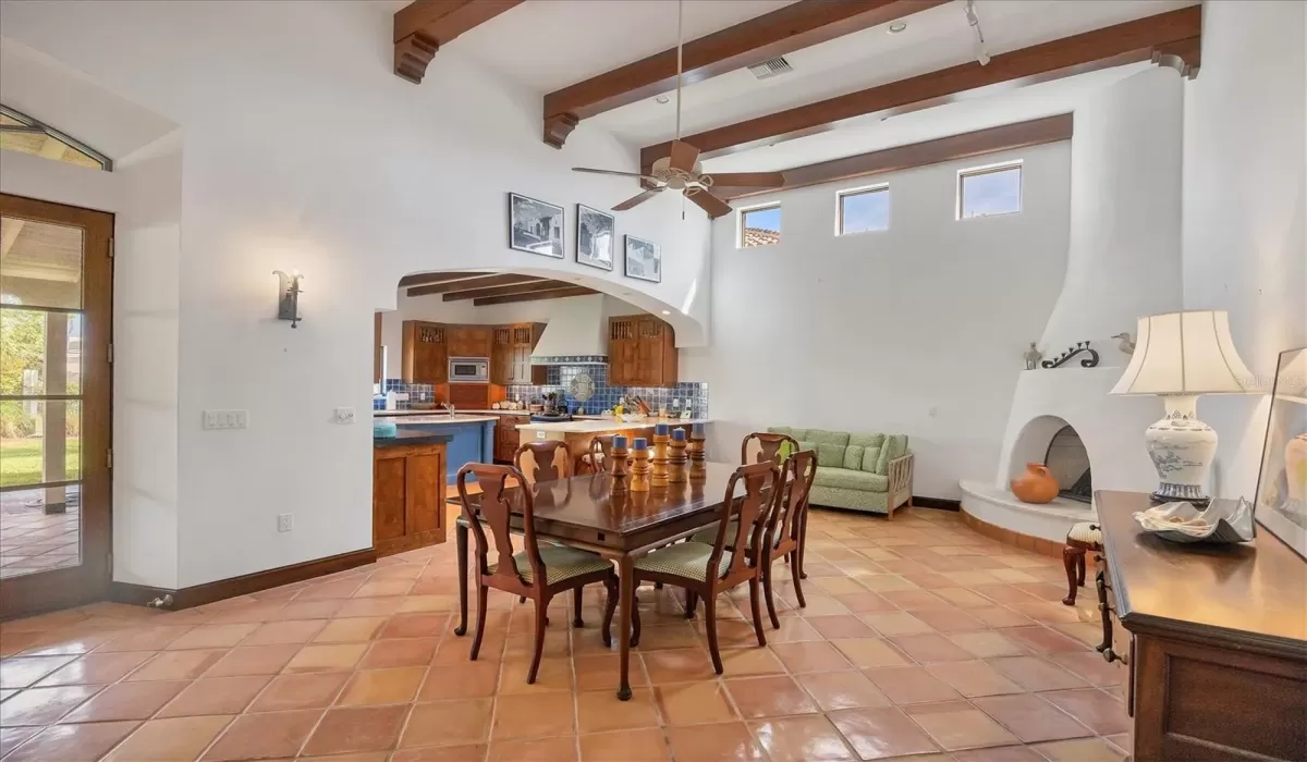 3 Bedrooms Bedrooms, 0 ,2 BathroomsBathrooms,Residential Lease,For Sale,0,D6143532