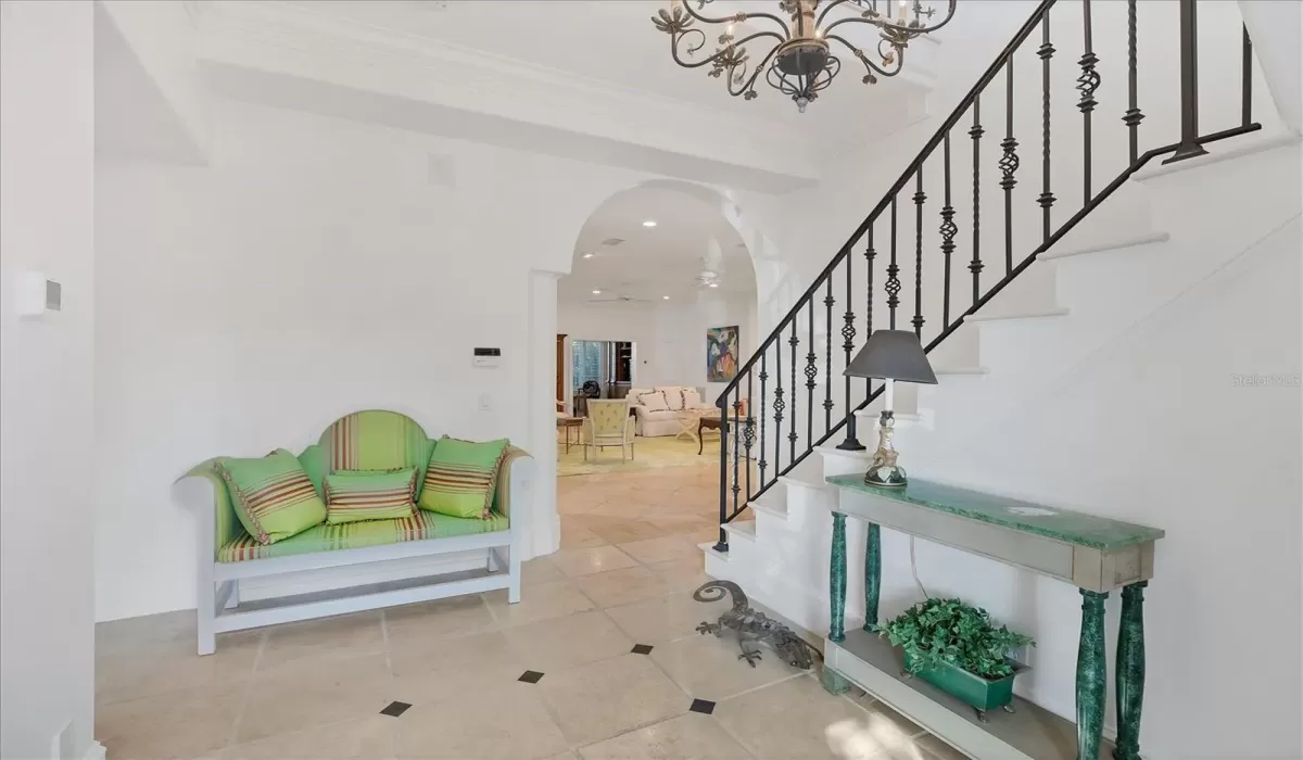 5 Bedrooms Bedrooms, 0 ,5 BathroomsBathrooms,Residential Lease,For Sale,0,D6143540
