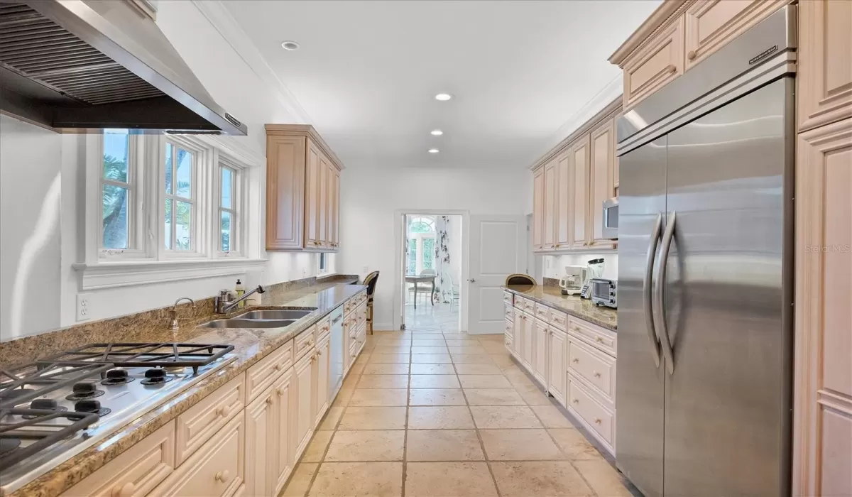 5 Bedrooms Bedrooms, 0 ,5 BathroomsBathrooms,Residential Lease,For Sale,0,D6143540
