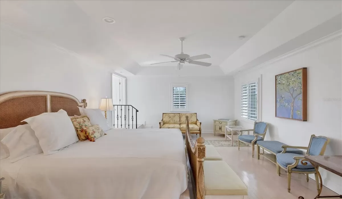5 Bedrooms Bedrooms, 0 ,5 BathroomsBathrooms,Residential Lease,For Sale,0,D6143540