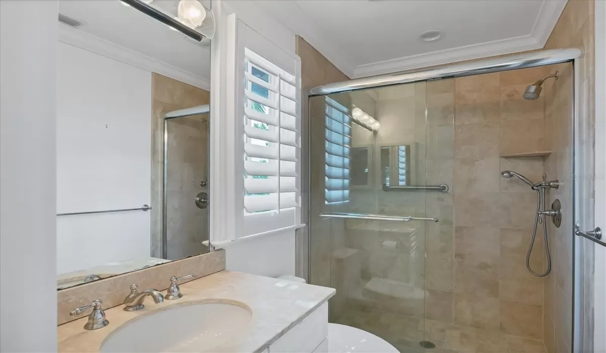 5 Bedrooms Bedrooms, 0 ,5 BathroomsBathrooms,Residential Lease,For Sale,0,D6143540